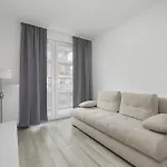 Funkcjonalne I Komfortowe Sun Seasons 24 W Kolobrzegu By Renters * Kolberg