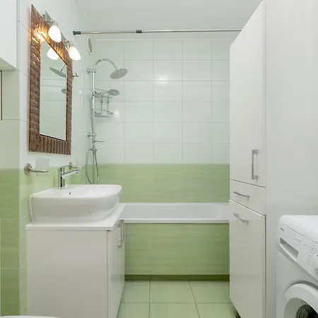 Funkcjonalne I Komfortowe Sun Seasons 24 W Kolobrzegu By Renters Appartamento *