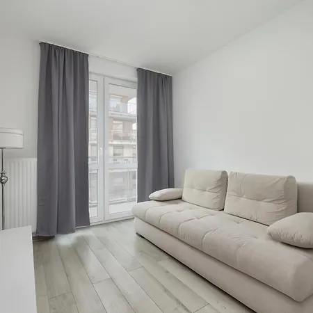 Funkcjonalne I Komfortowe Sun Seasons 24 W Kolobrzegu By Renters * Kołobrzeg