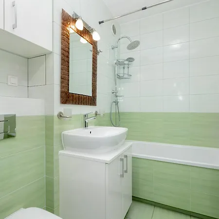 Funkcjonalne I Komfortowe Sun Seasons 24 W Kolobrzegu By Renters *
