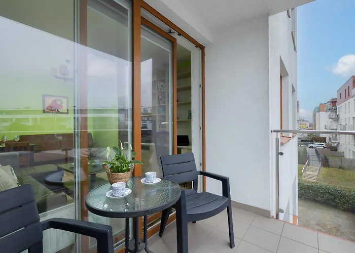 Apartament Funkcjonalne I Komfortowe Sun Seasons 24 W Kołobrzegu By Renters Kołobrzeg